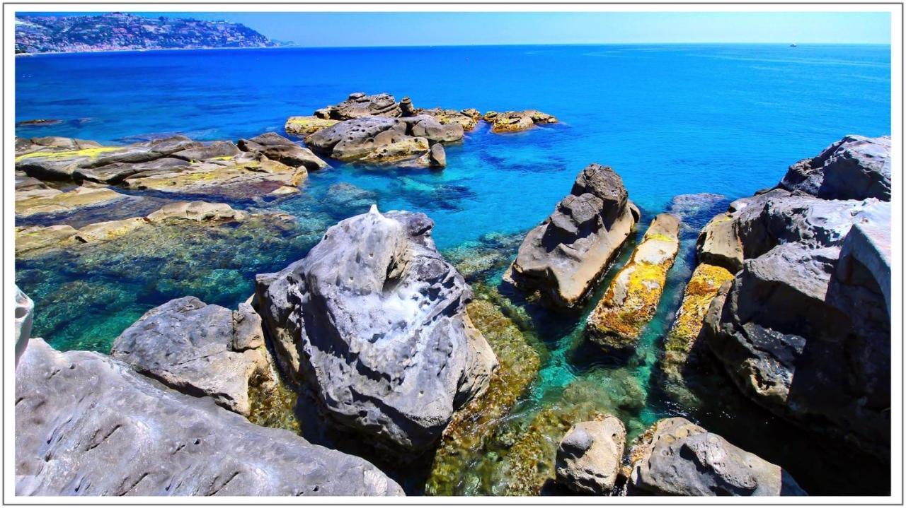 Villa Gaia - Luxury Villa, Pool & Wellness Rooms Bordighera Exterior photo