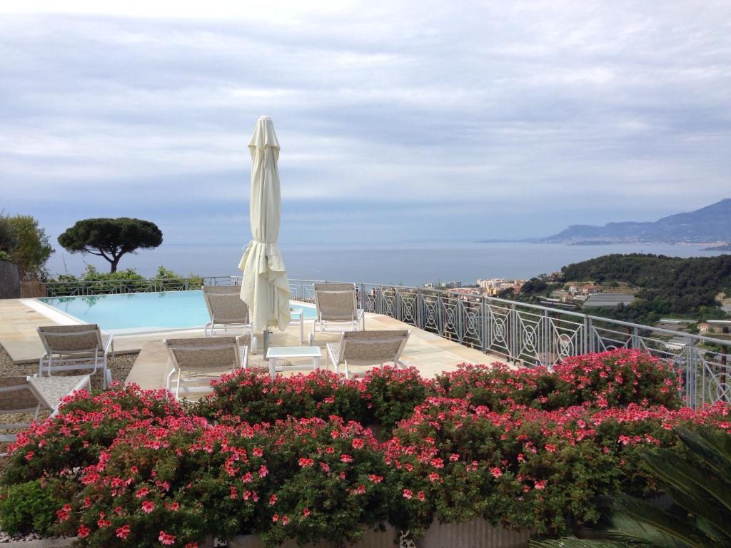 Villa Gaia - Luxury Villa, Pool & Wellness Rooms Bordighera Exterior photo